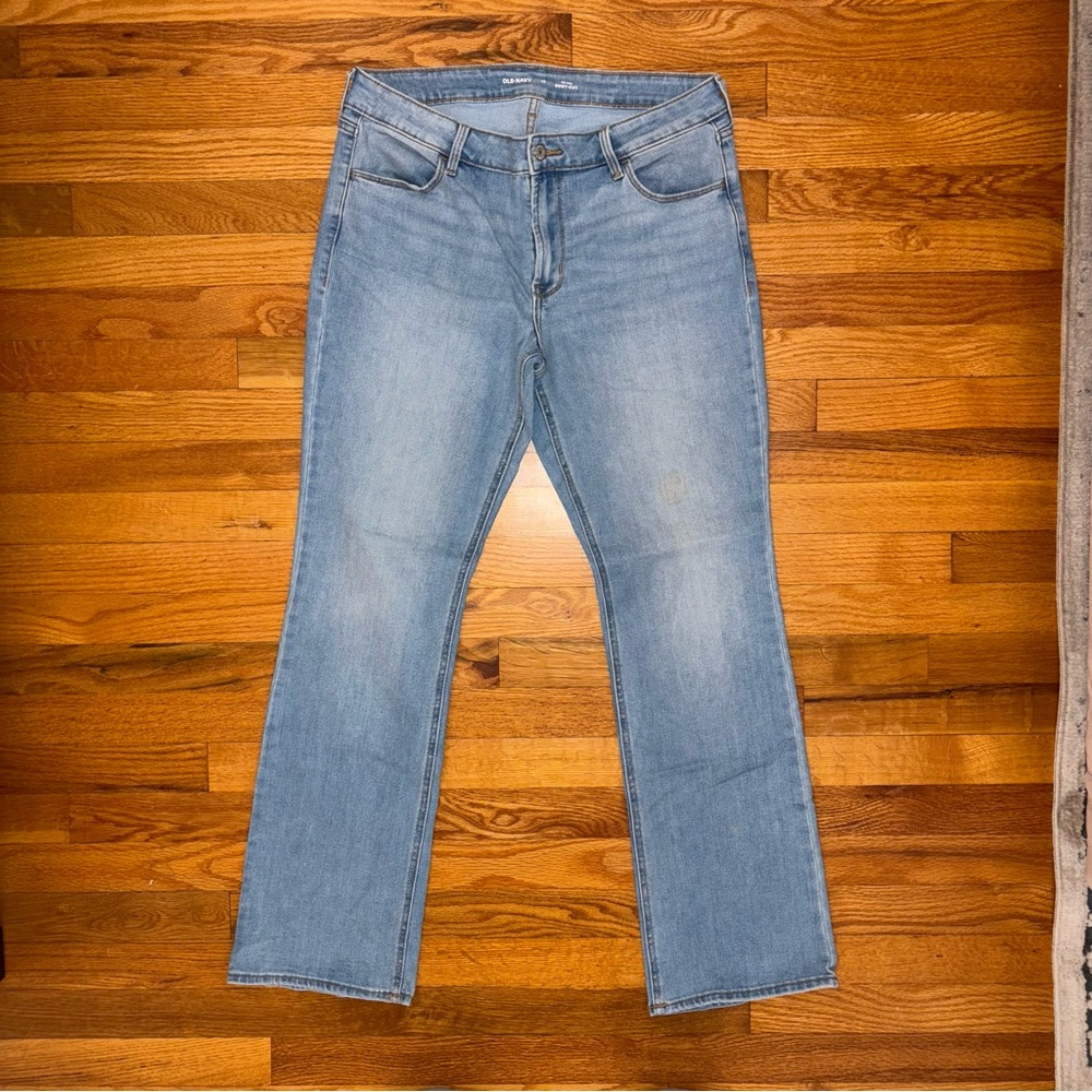 Old Navy Wow Mid-Rise Bootcut